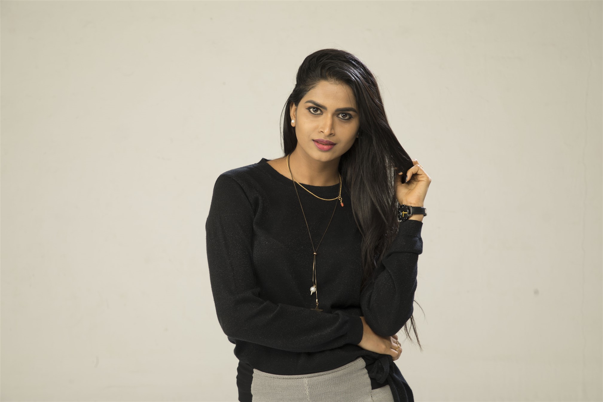 Ennai Sudum Pani Exclusive Images