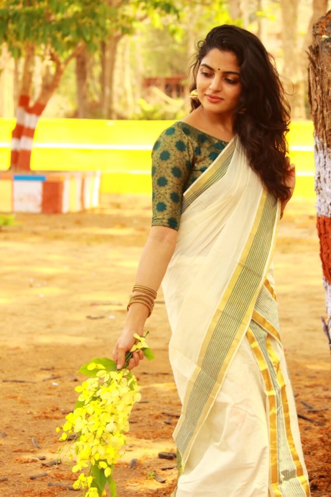 Nikhila Vimal Eye Popping Images.