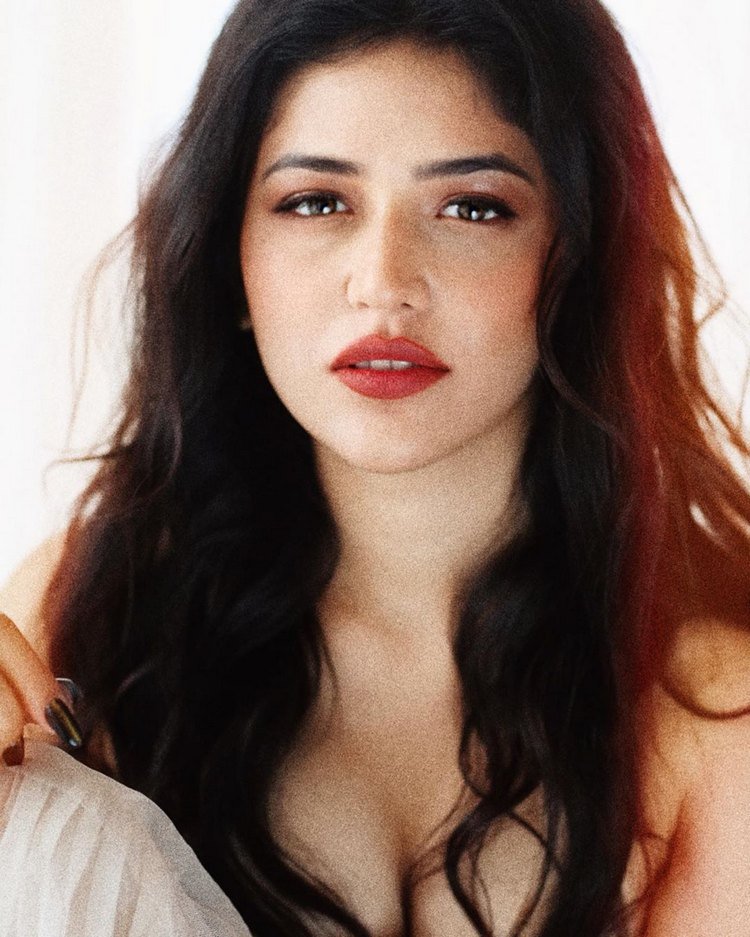 Priyanka Jawalkar Beautiful Stills.