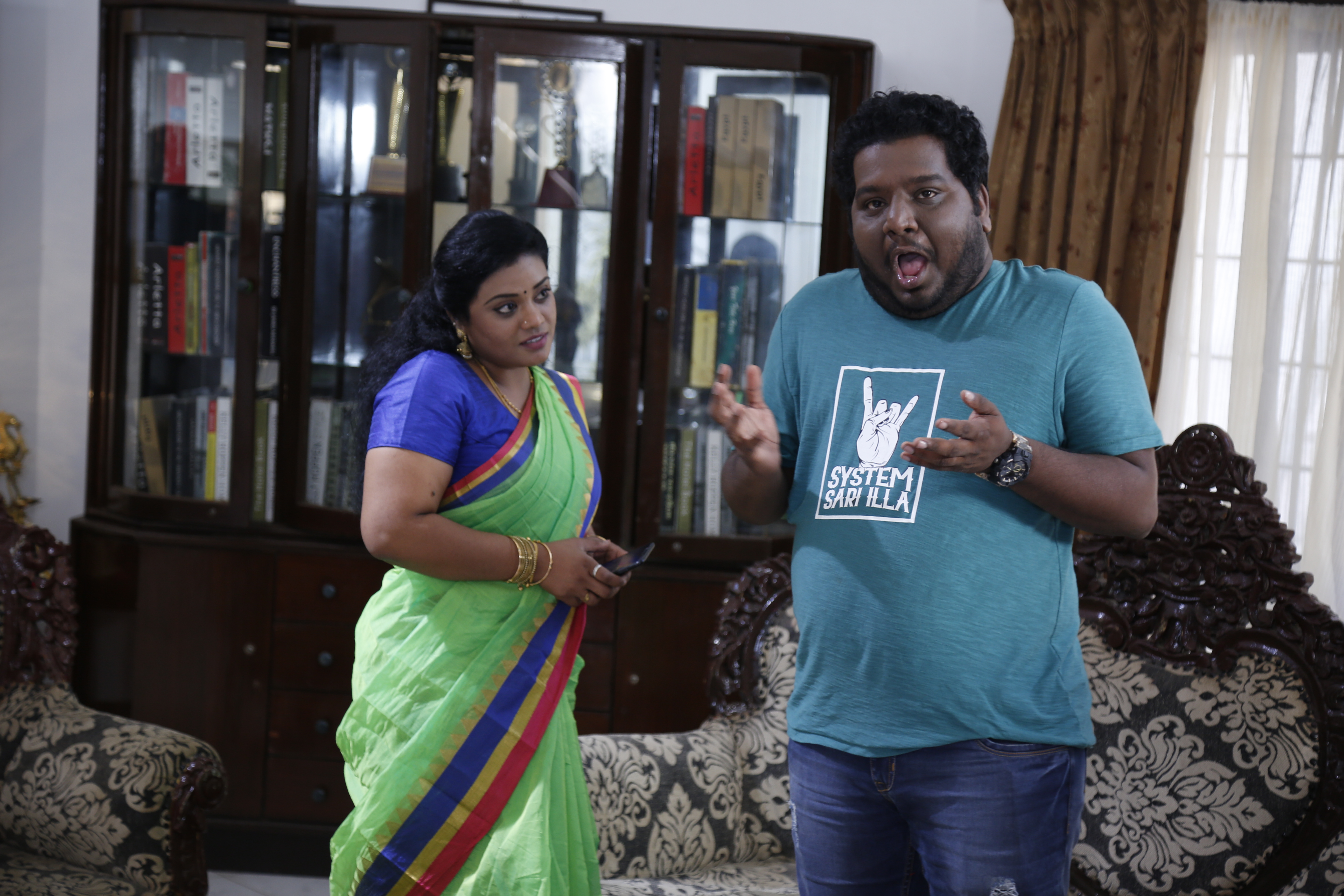 RJ Vignesh Stills From Nenjamundu Nermaiyundu Odu Raja.