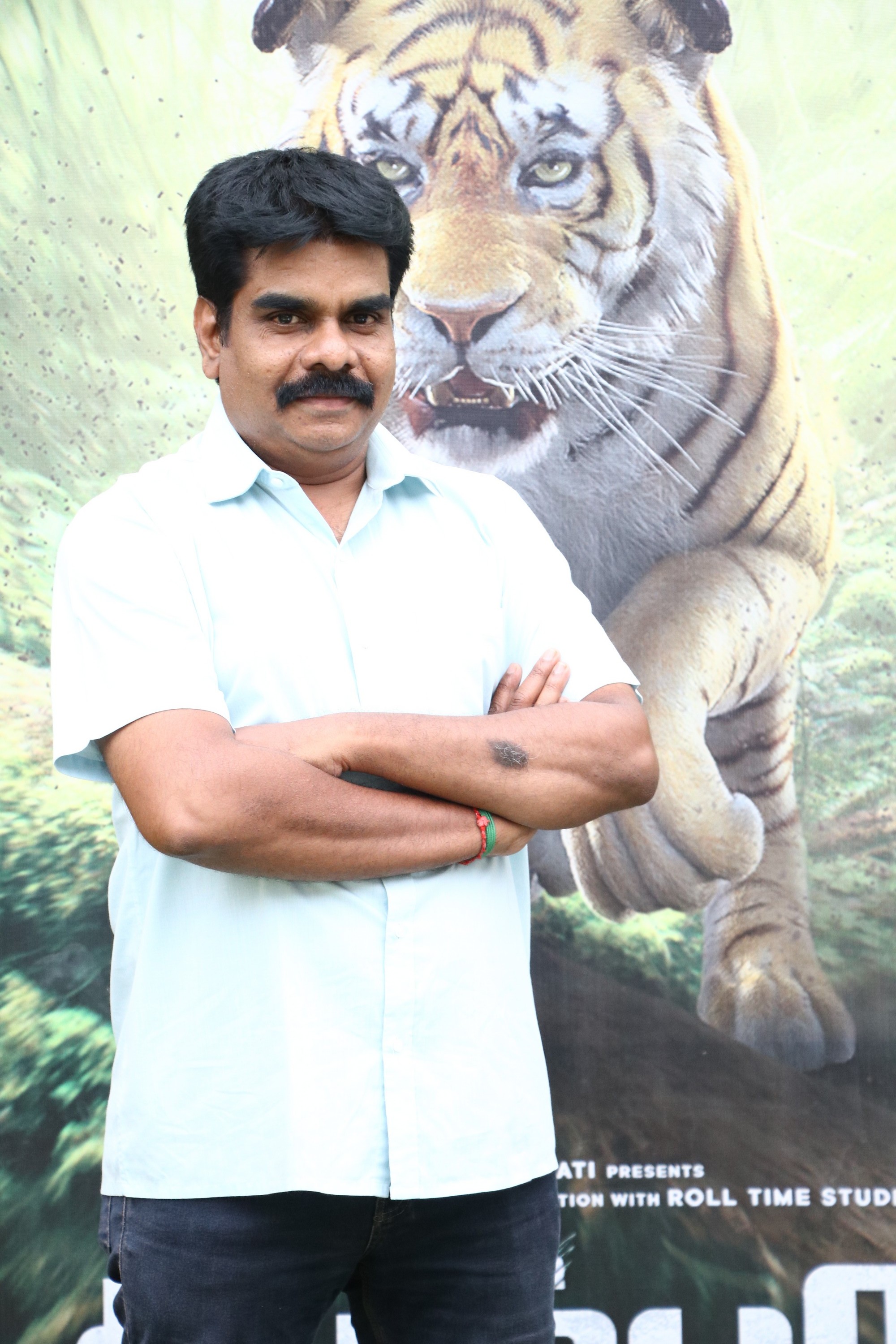 Thumbaa Press Release Stills.