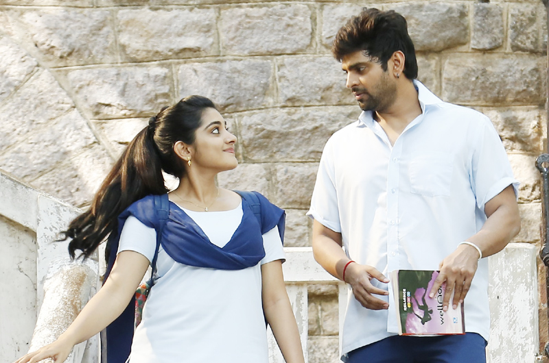 Brochevarevarura Fresh Photos And Videos.