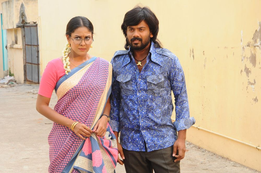 Kaadhal Munnetra Kazhagam Stills.