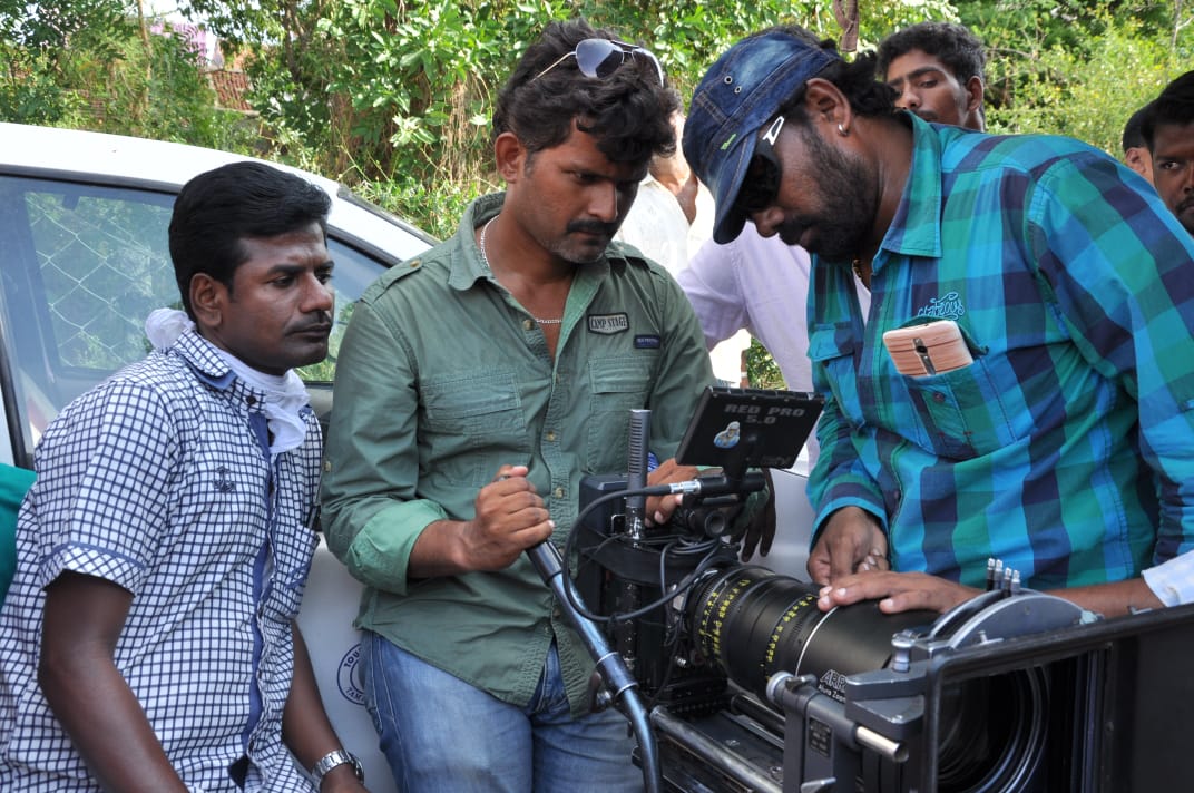 Kaadhal Munnetra Kazhagam Stills.