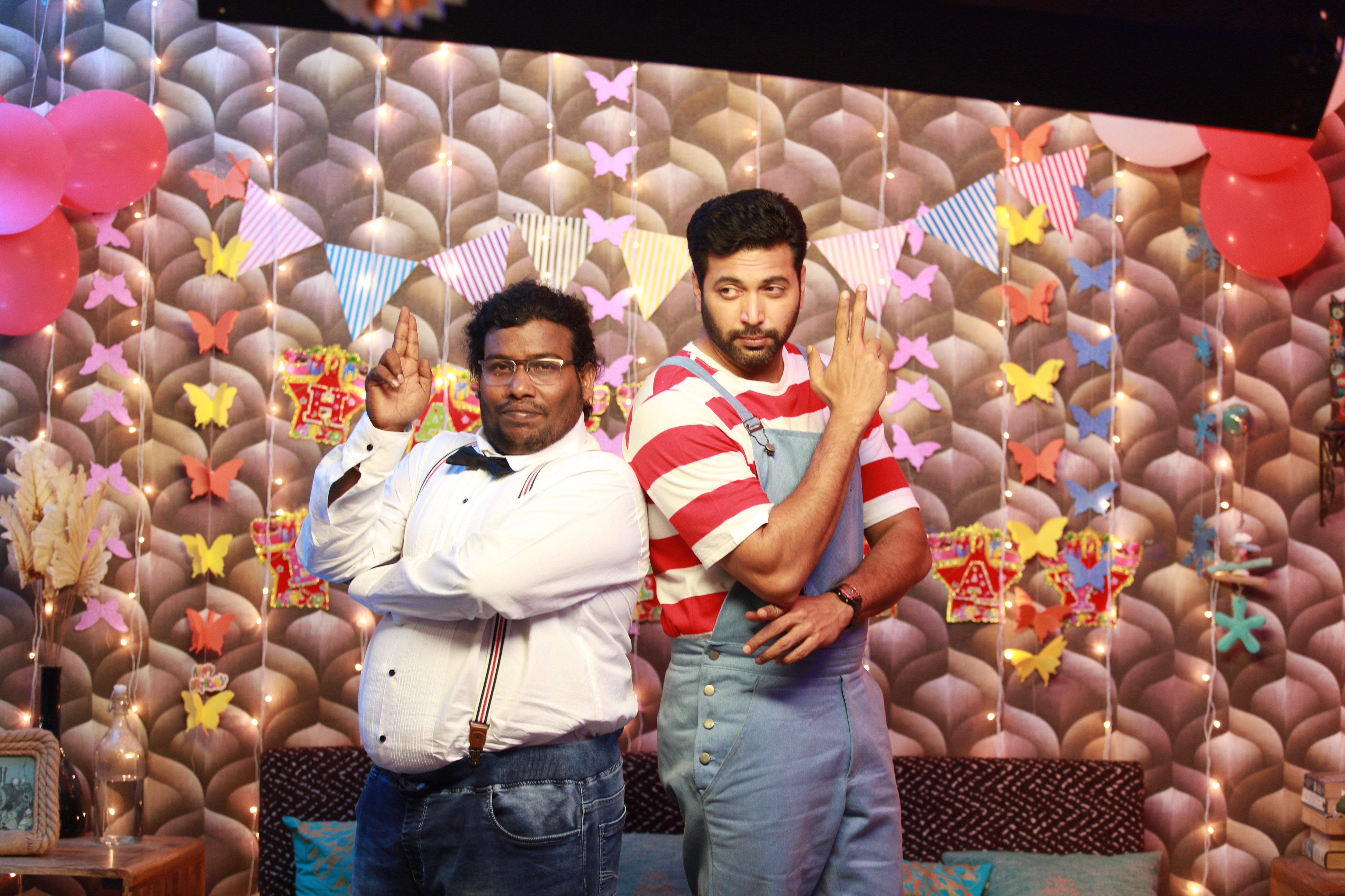 Comali New Stills.