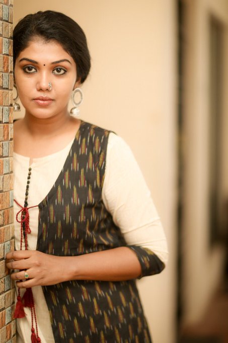 Dazzling Images Of Riythvika.