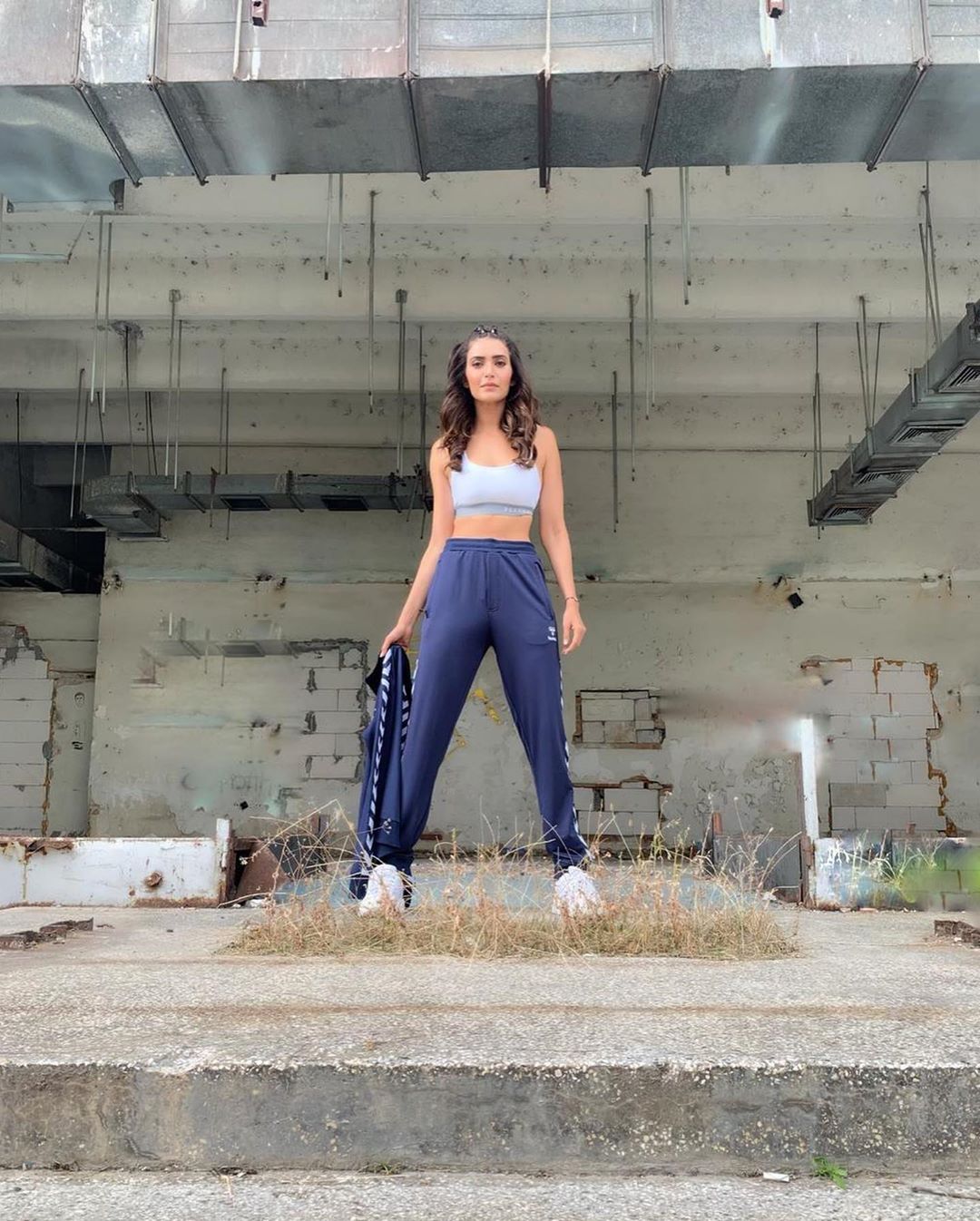 Karishma Tanna Beautiful Images.