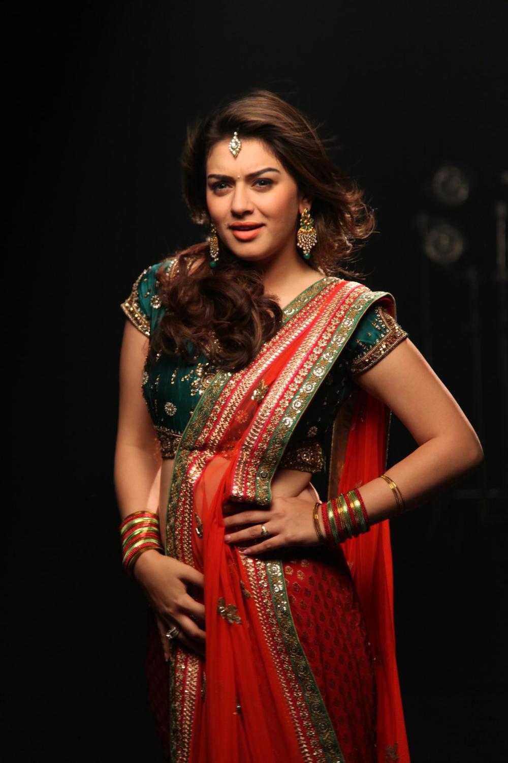 Actress Hansika Motwani Stills from Romeo Juliet Tamil Movie