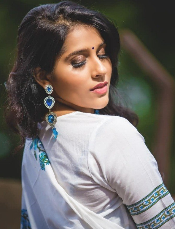 Rashmi Gautham Beautiful Stills.