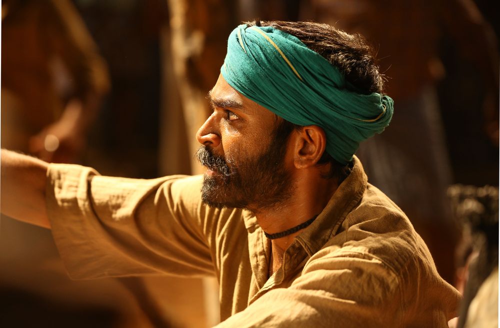 Asuran Exclusive Photos.