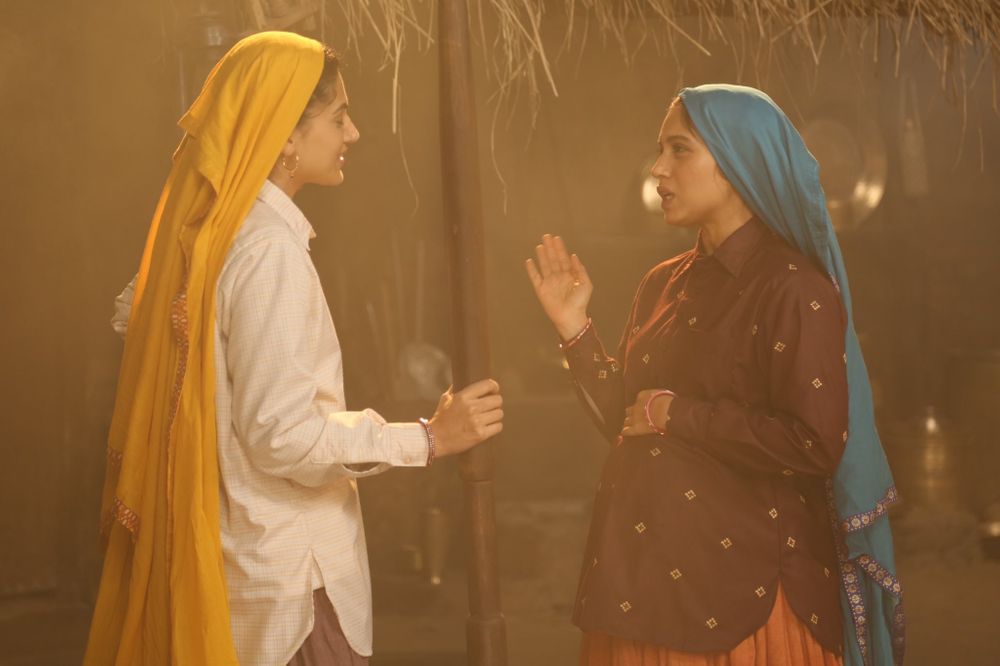 Saand Ki Aankh Photos.