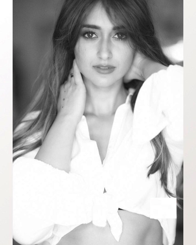 Ileana Sizzling Images.