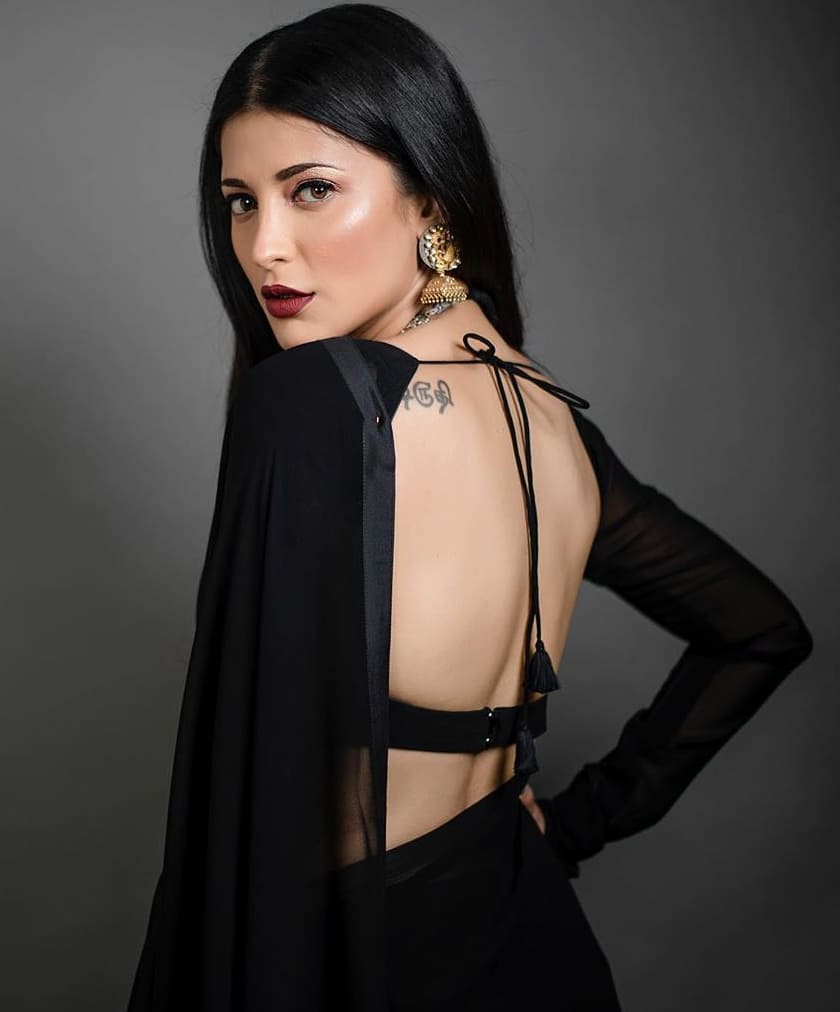 Shruti Haasan Eye Popping Images.
