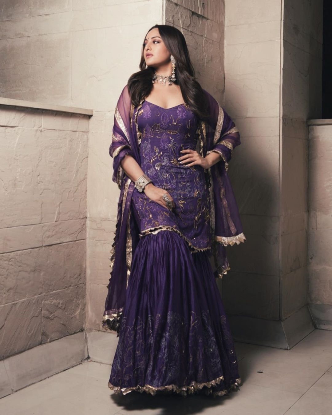 Sonakshi Sinha Amazing Photos.