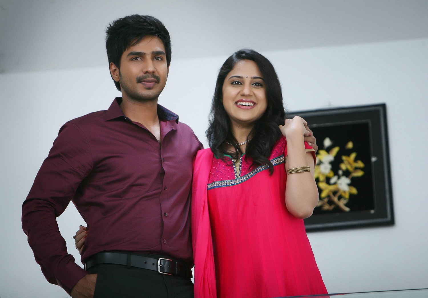 Indru Netru Naalai Tamil Movie Stills | Vishnu Vishal, Mia George