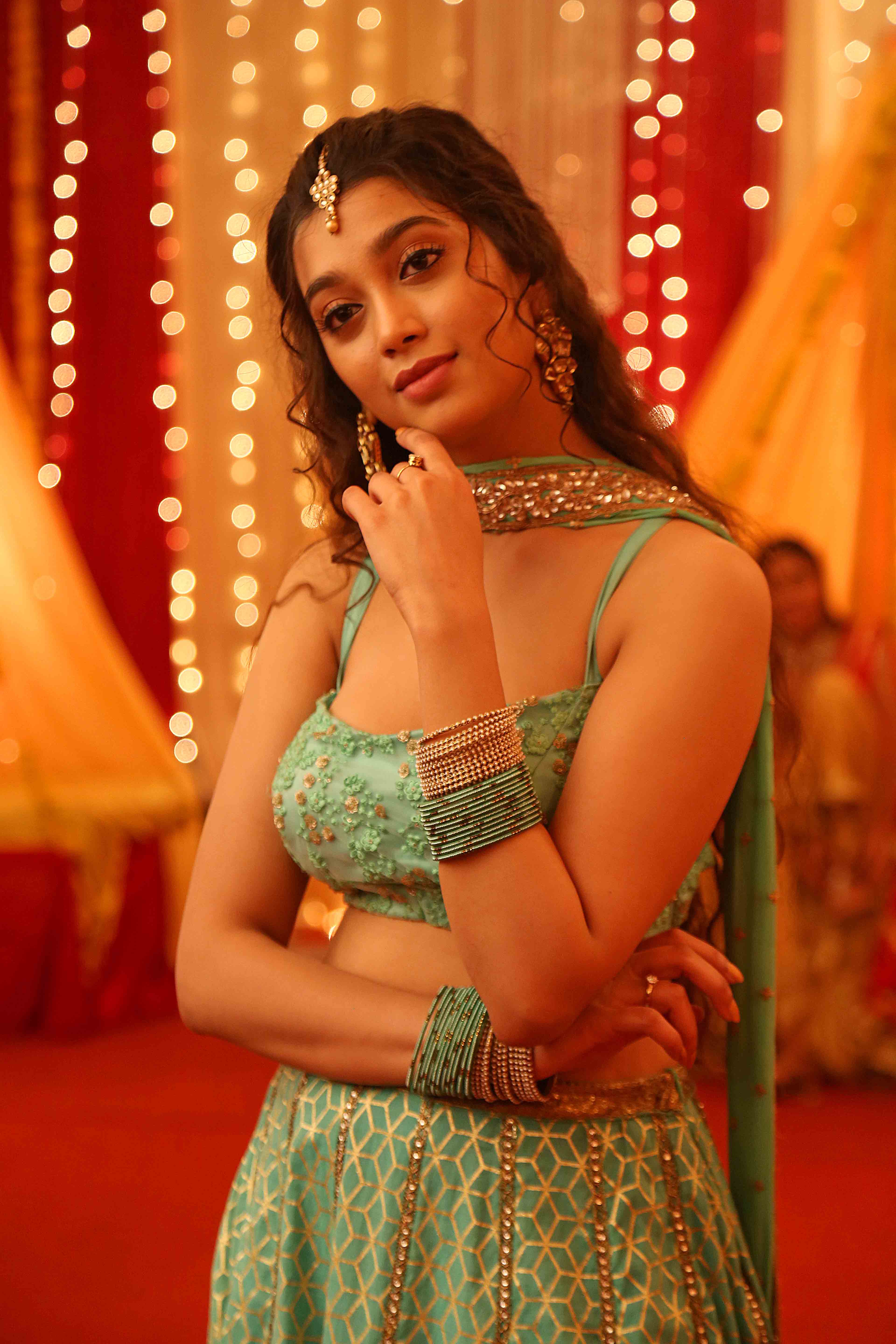 Dhanusu Raasi Neyargale Fresh Pictures.