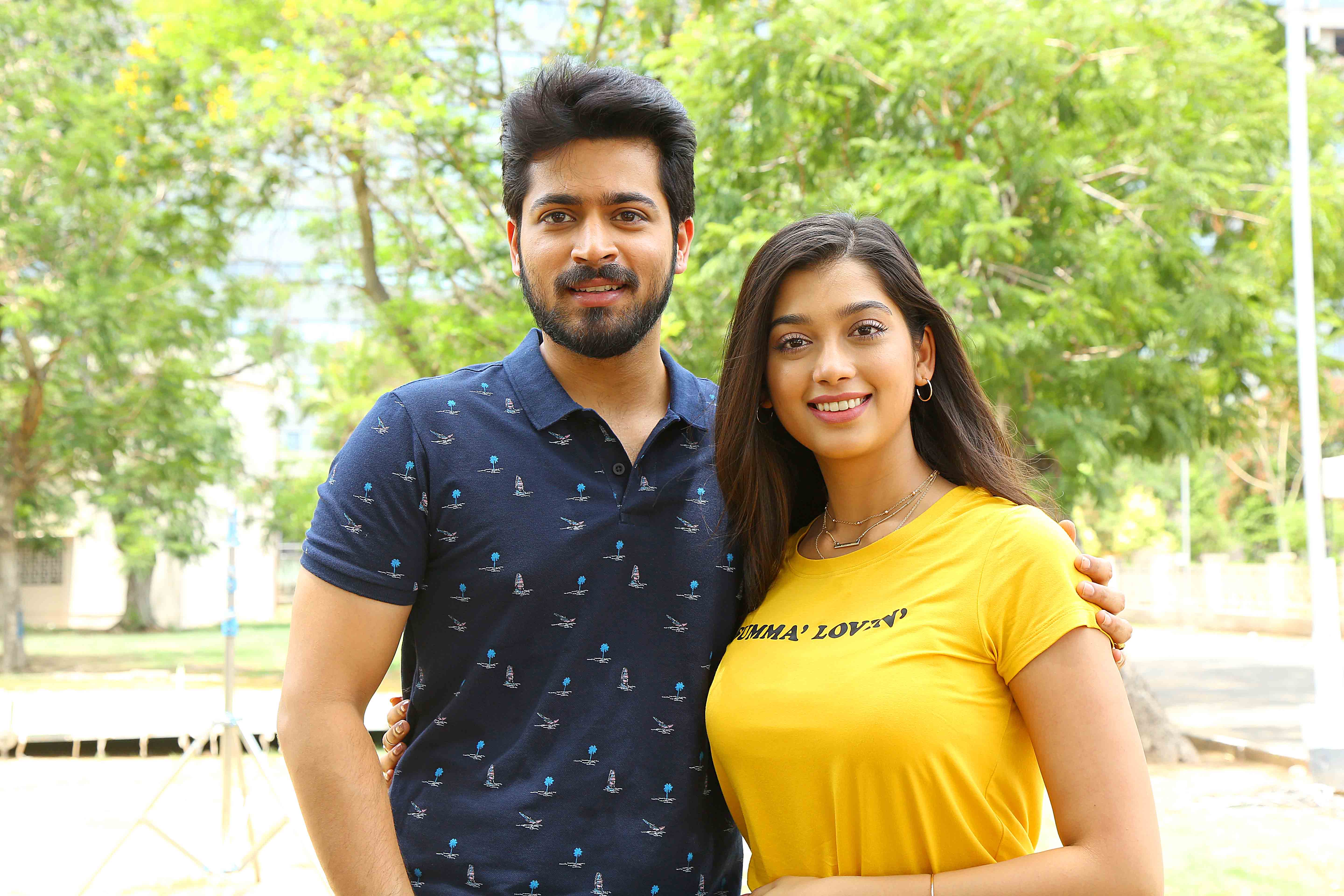 Dhanusu Raasi Neyargale Fresh Pictures.