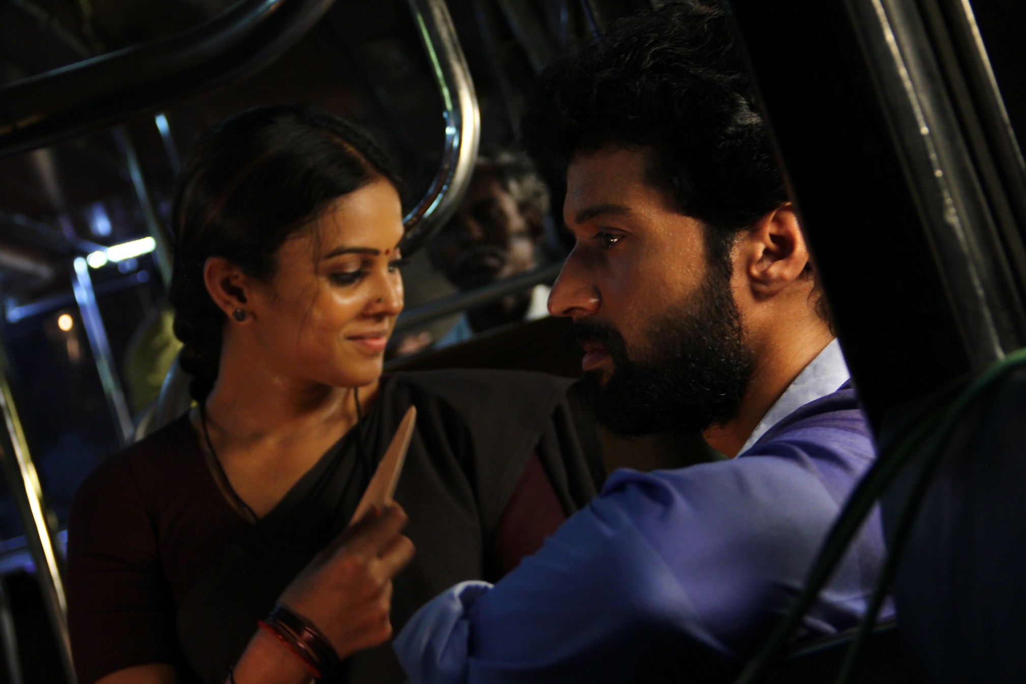 Naan Avalai Sandhitha pothu Stills.