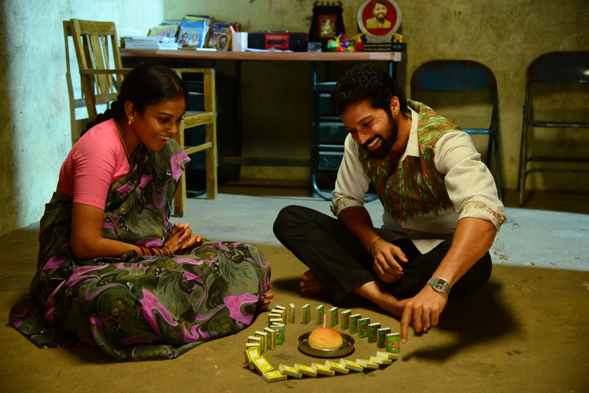 Naan Avalai Sandhitha pothu Stills.