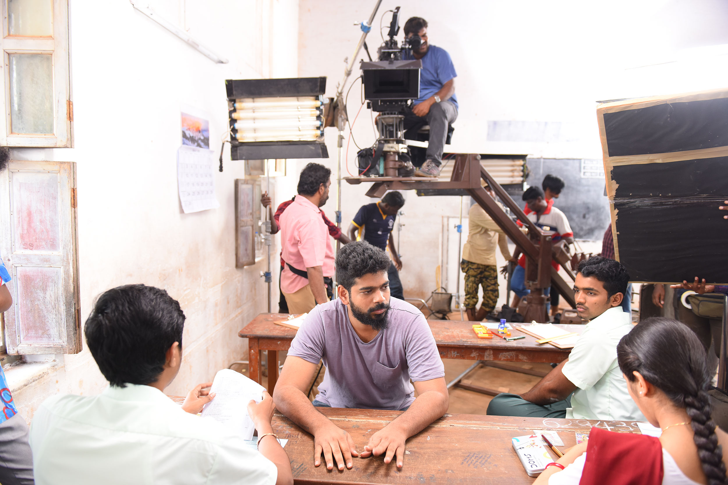Ninaivo Oru Paravai Shooting Spot Stills.