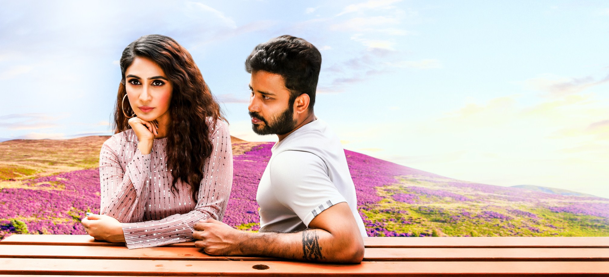 Naanum Single Dhaan Latest Stills.