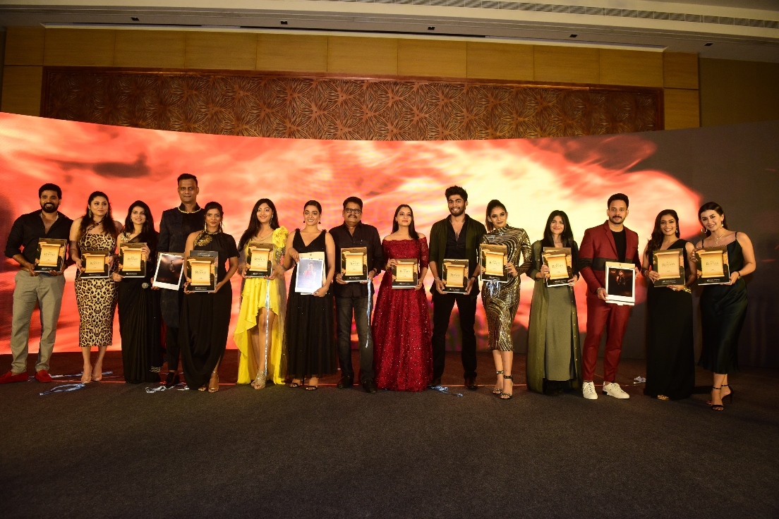 Latest photos of Celebrity photographs.