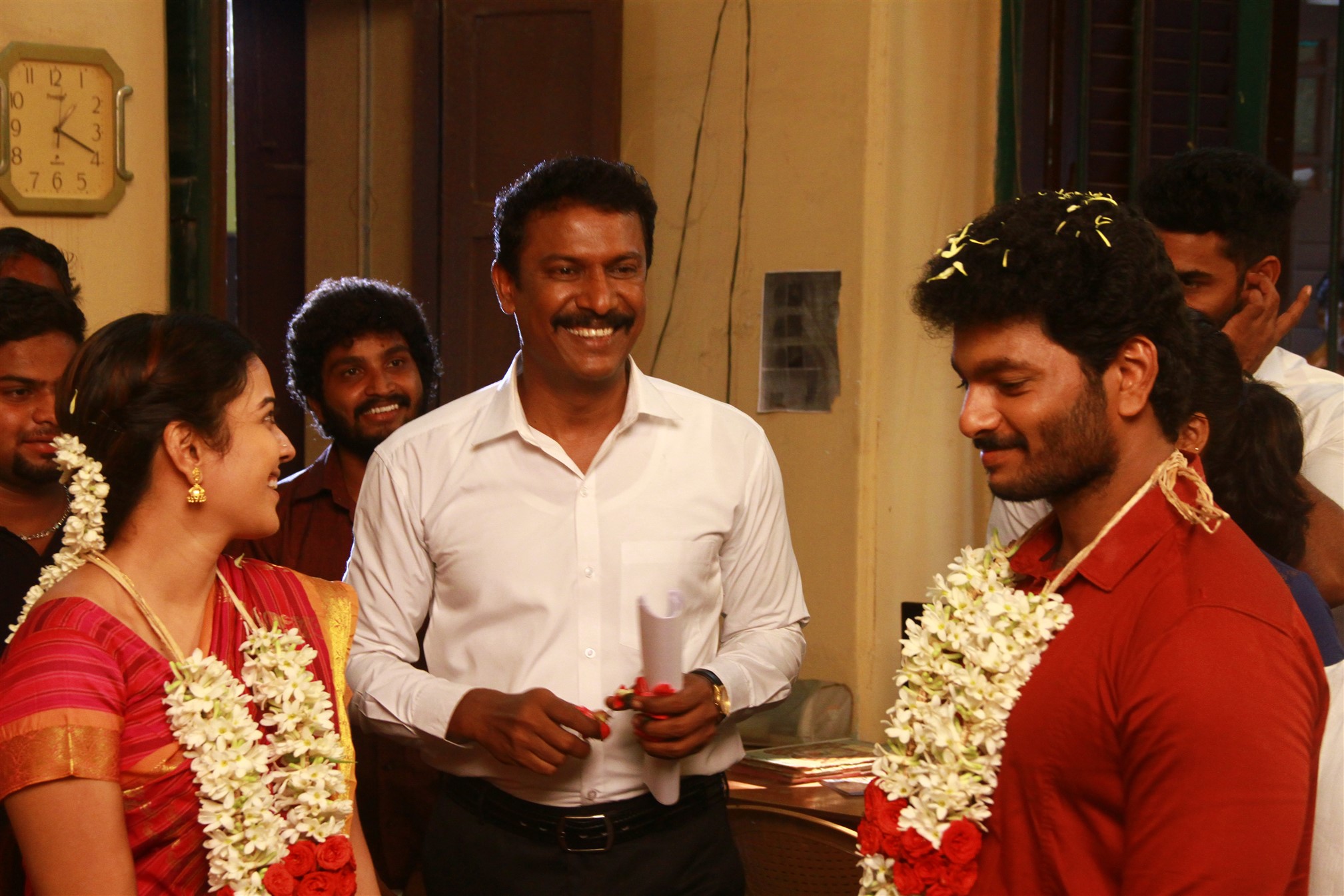 Ettuthikkum Para Stills.