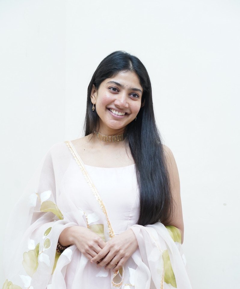 Sai Pallavi Cute Stills.