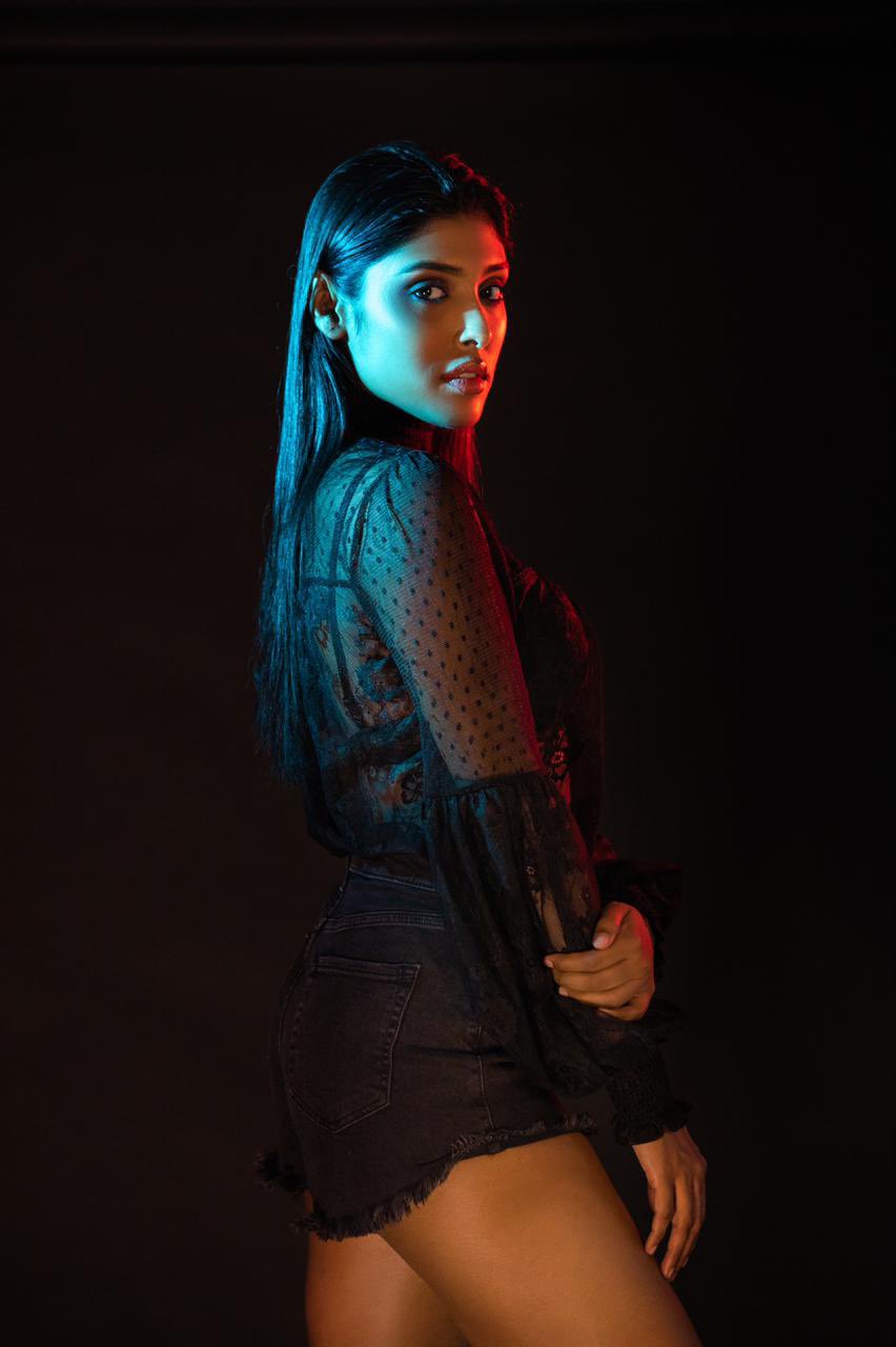 Gayathri Reddy Stunning Stills.