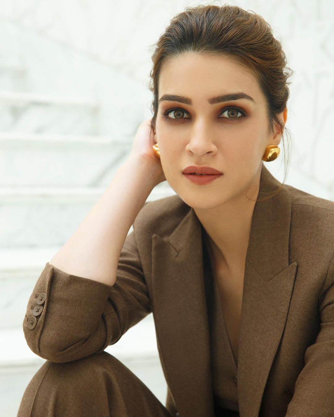 Kriti Sanon Latest Images.