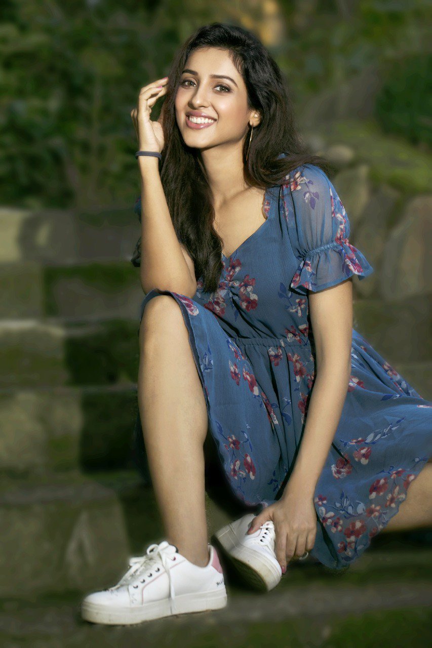 Riya Suman Sizzling Clicks.