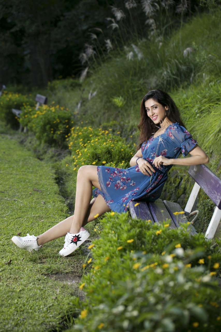 Riya Suman Sizzling Clicks.