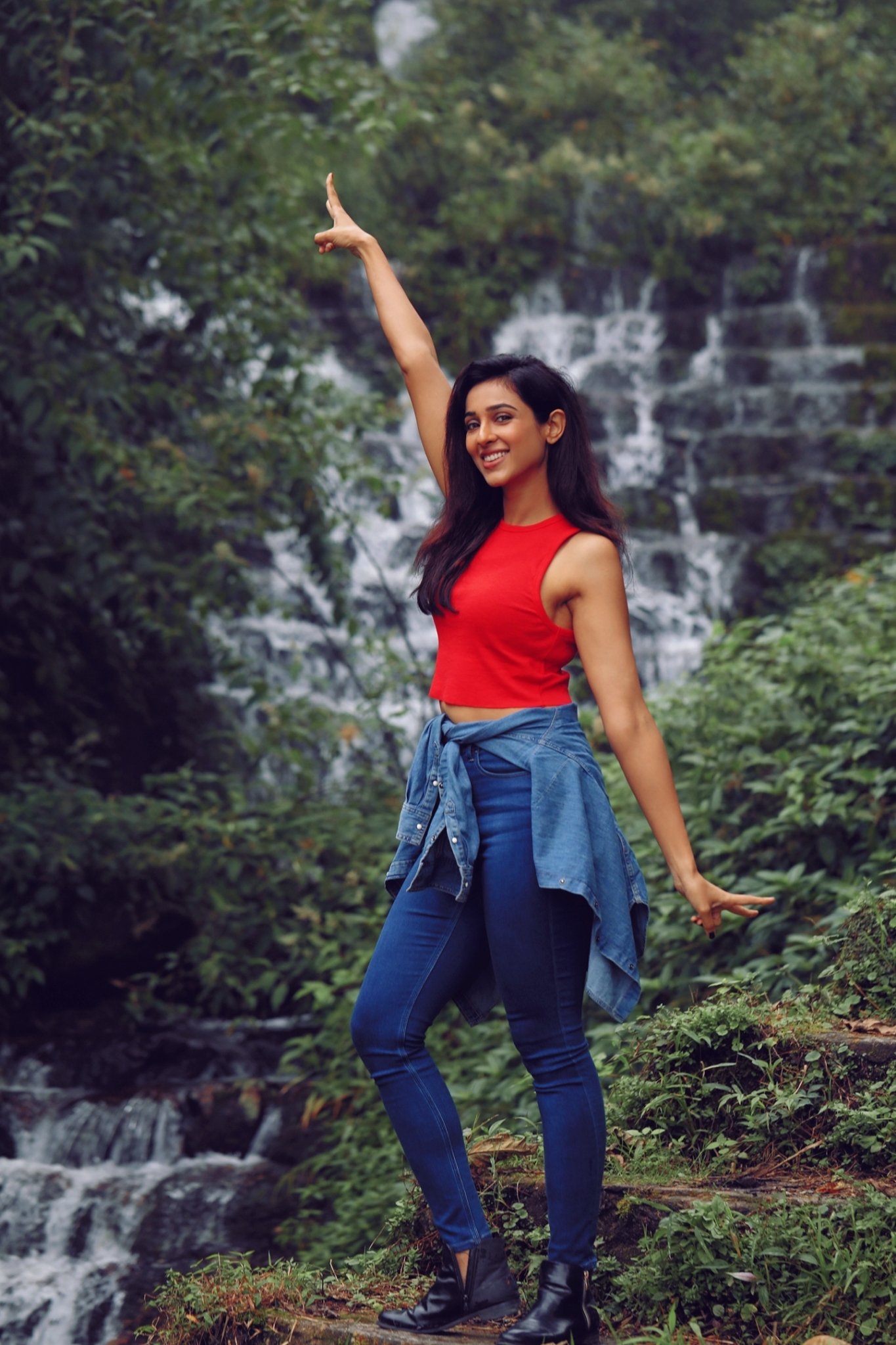 Riya Suman Sizzling Clicks.