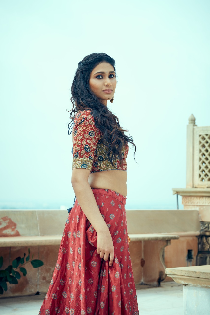 Manisha Yadav Dazzling Stills.