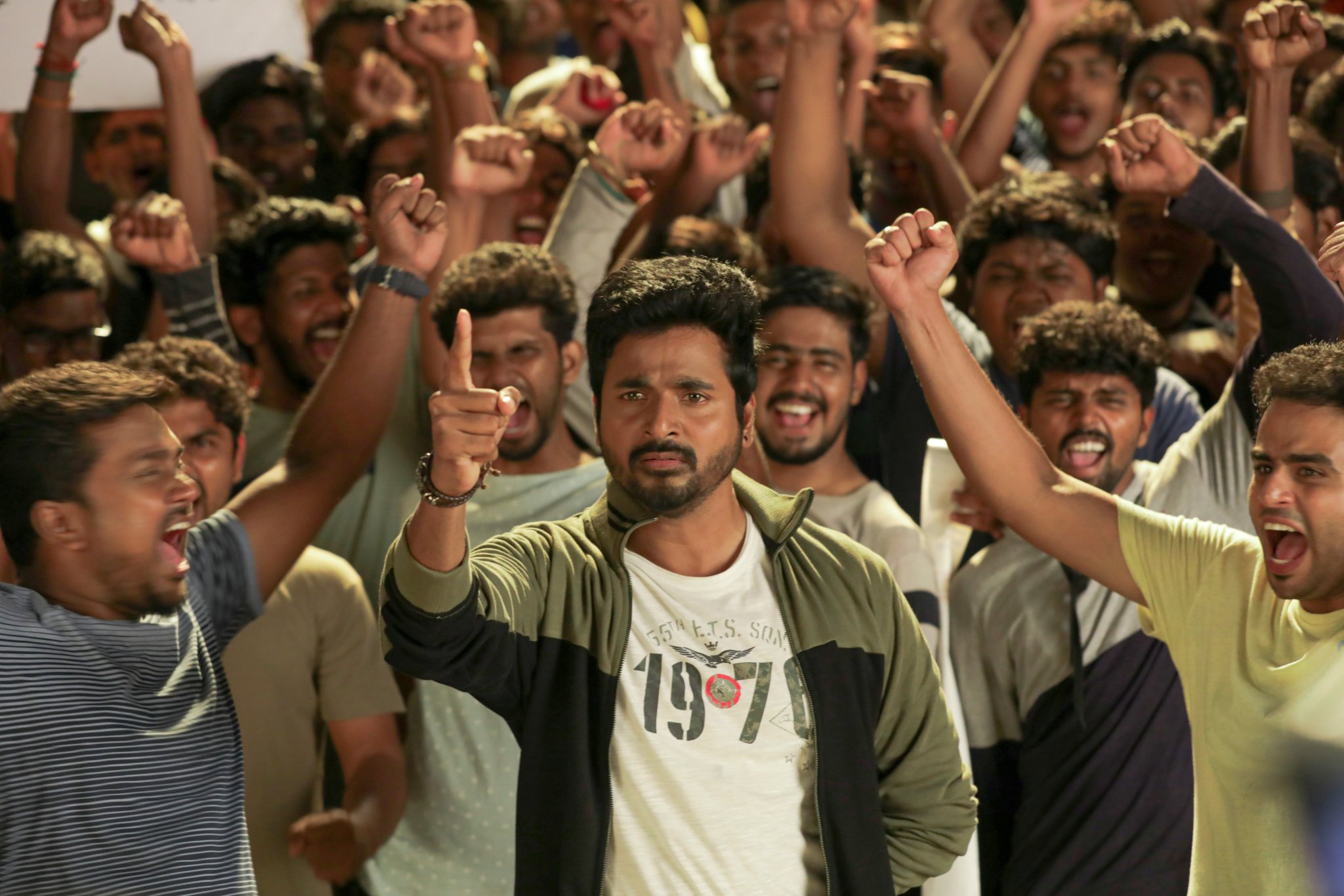 Don Latest Stills.