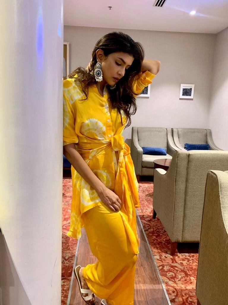 Lakshmi Manchu Stunning Pics.