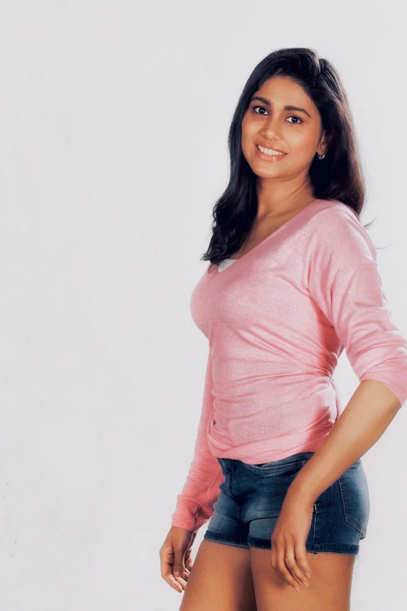 Images Of Manisha Yadav.