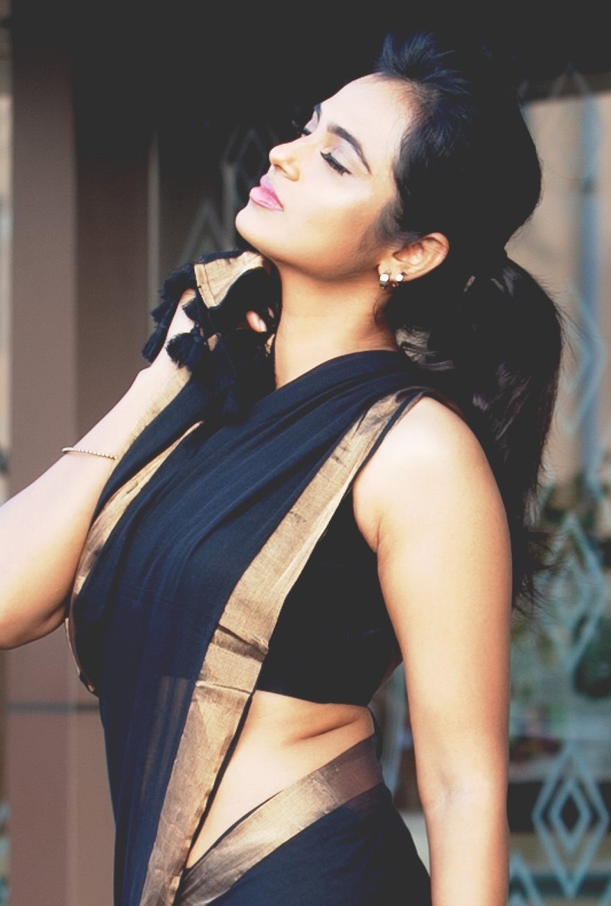 Actress Ramya Pandian Super Images.