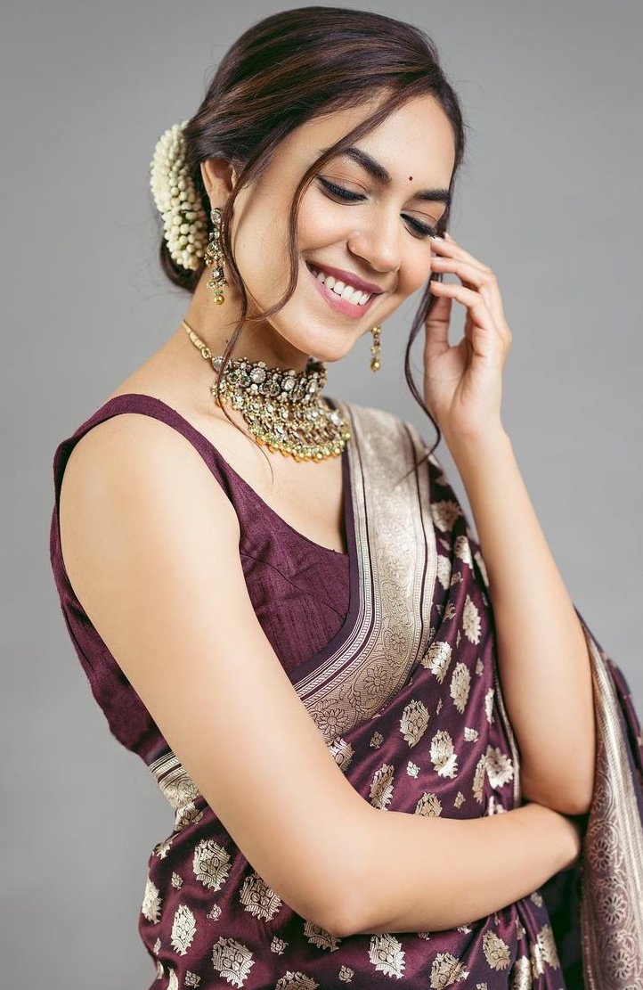 Ritu Varma Amazing Pictures.