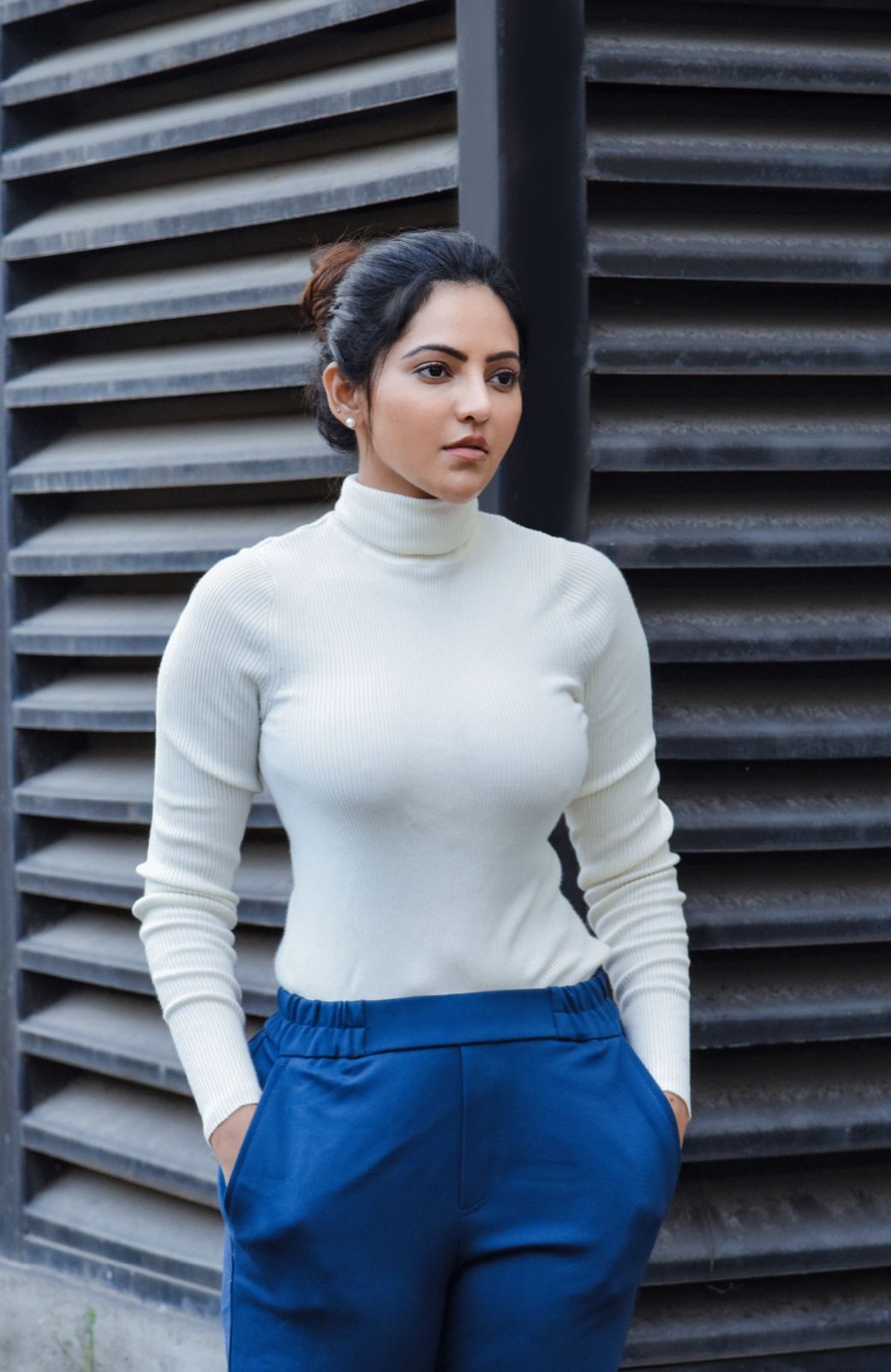 Athulya Ravi Dazzling Stills.