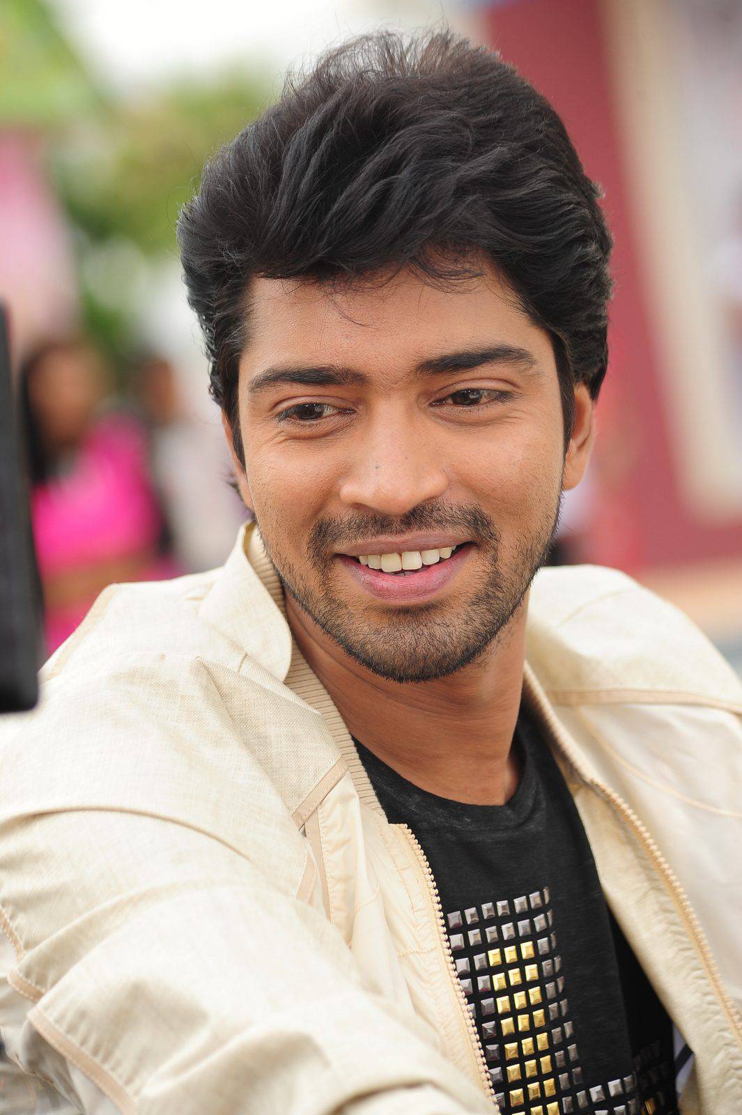 James Bond Telugu Movie Stills  Allari Naresh. 