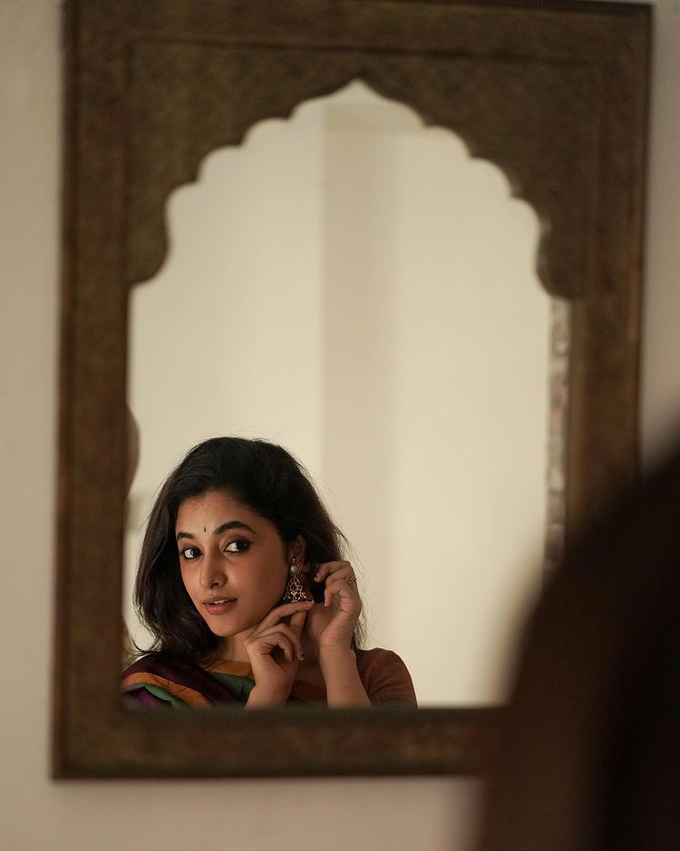 Priyanka Mohan Amazing Images.