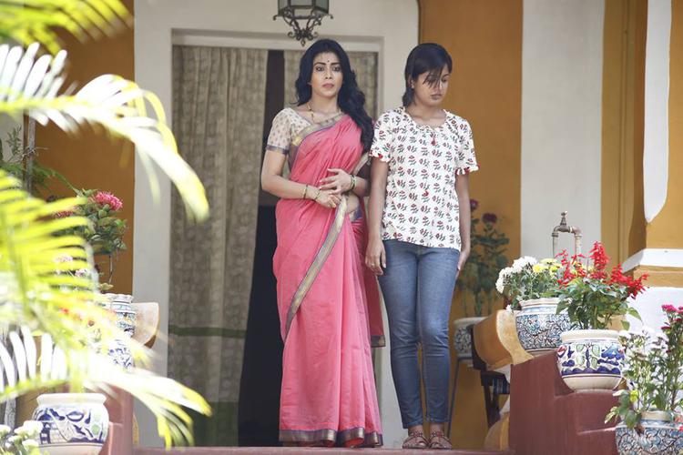 Shriya Saran And Ishita Dutta Still From Drishyam Movie