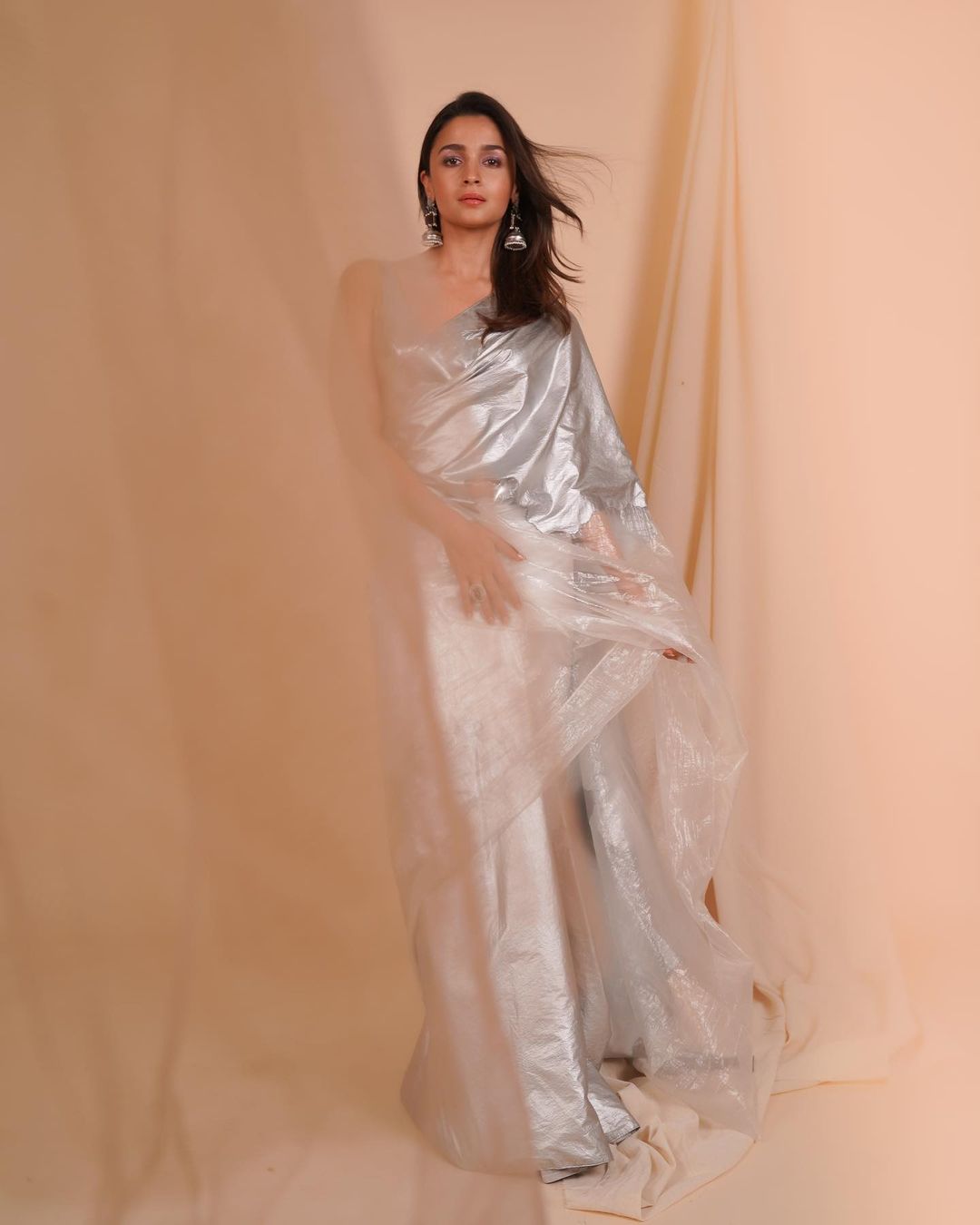 Alia Bhatt Sizzling Images.