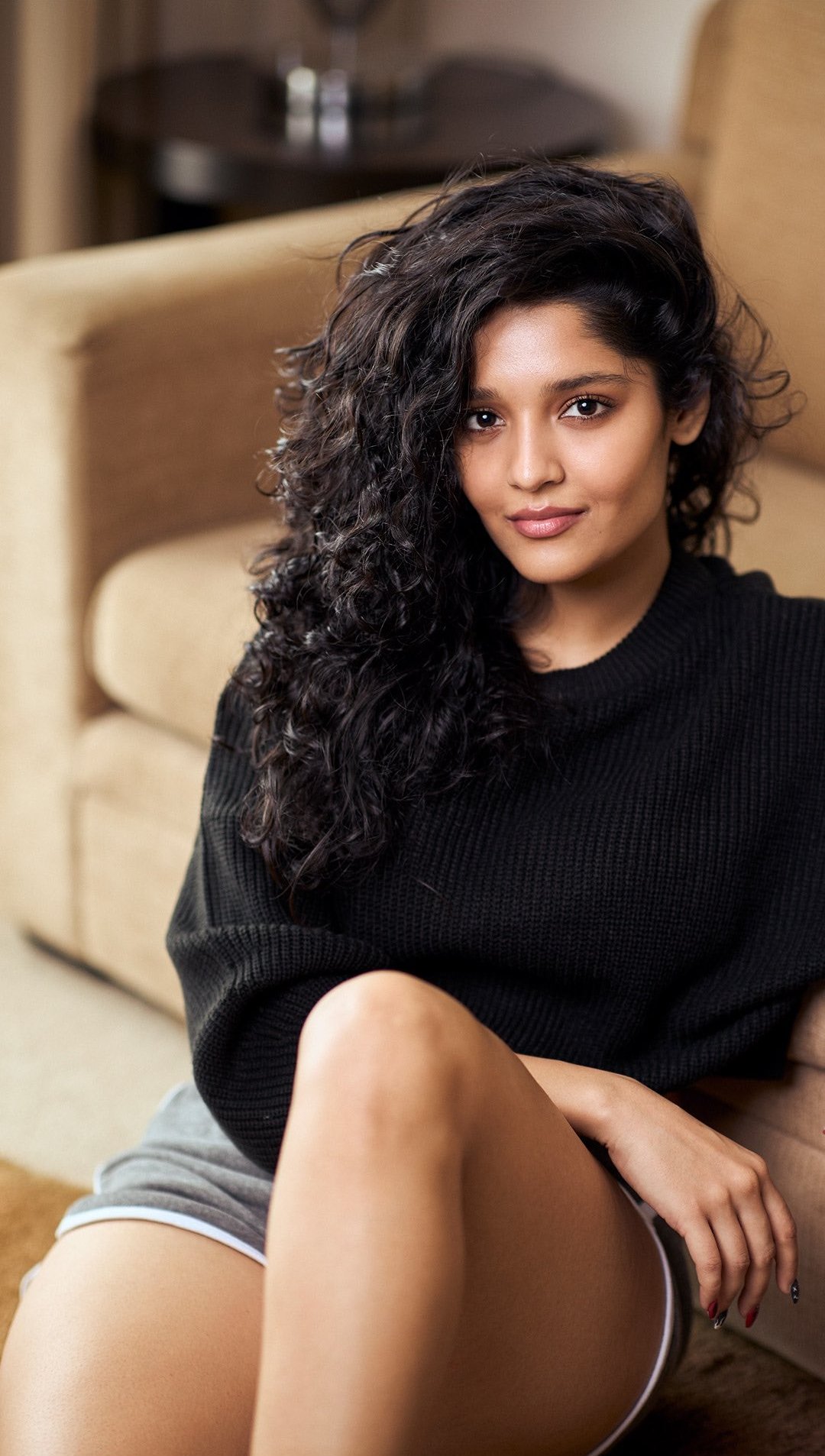 Actress Ritika Singh latest stills.