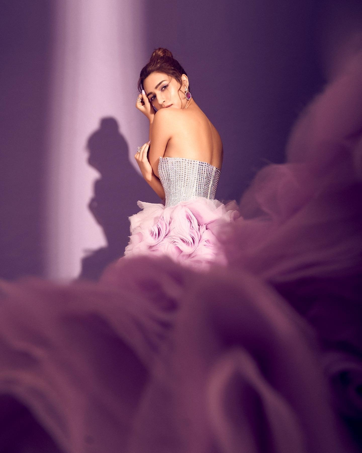 Kriti Sanon Latest Images.