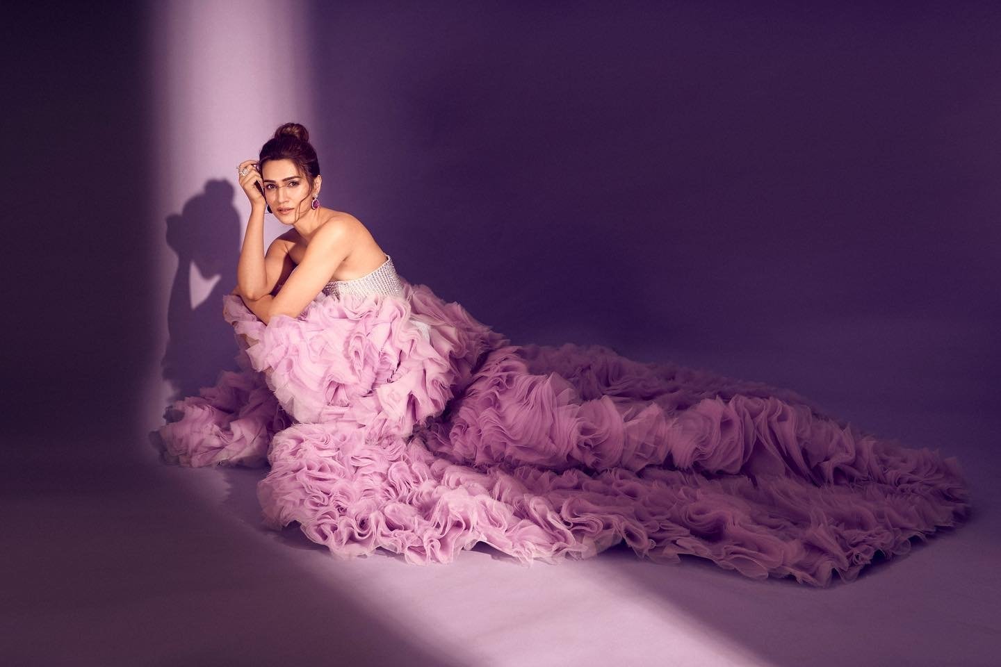 Kriti Sanon Latest Images.