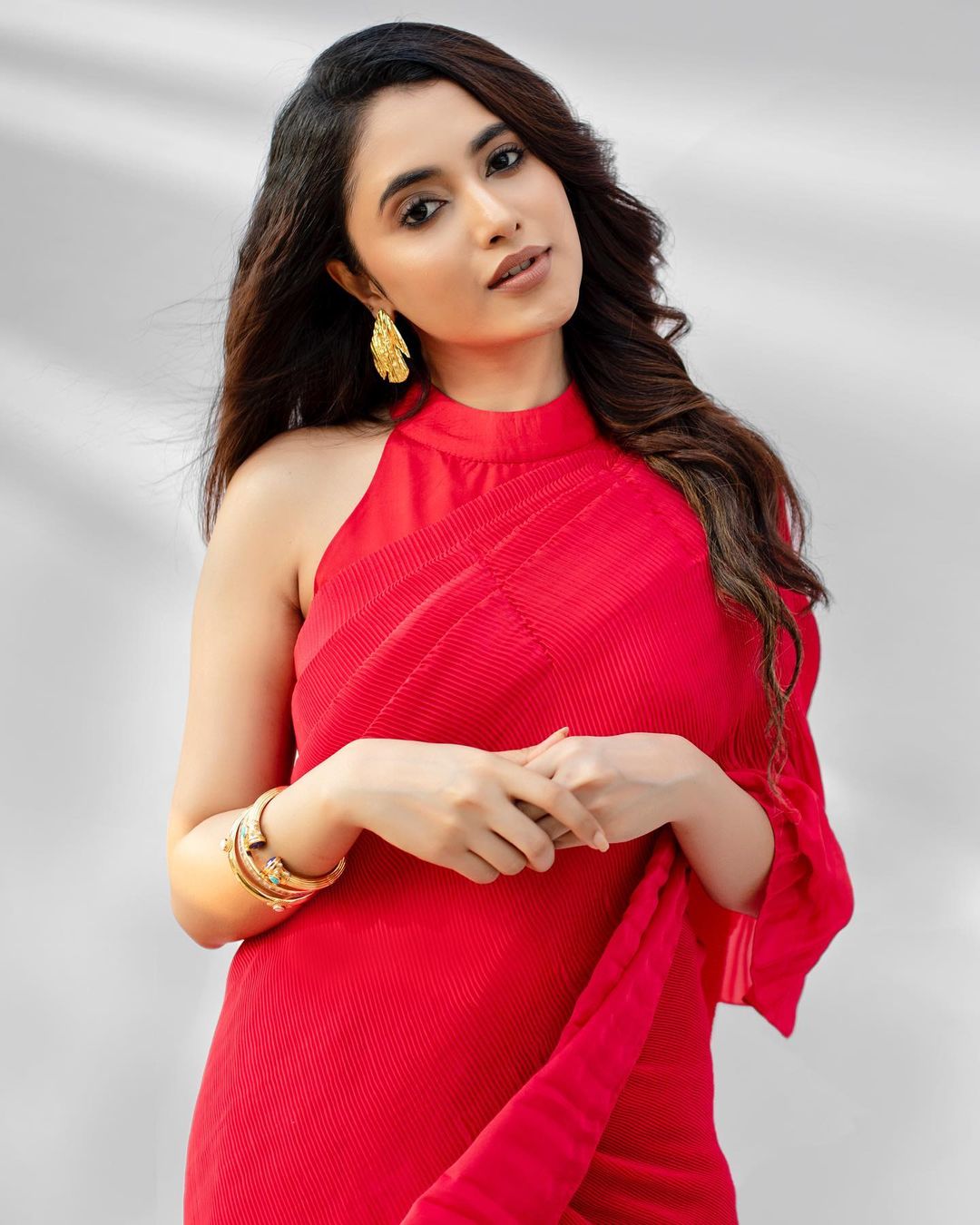 Priyanka Mohan Amazing Images.