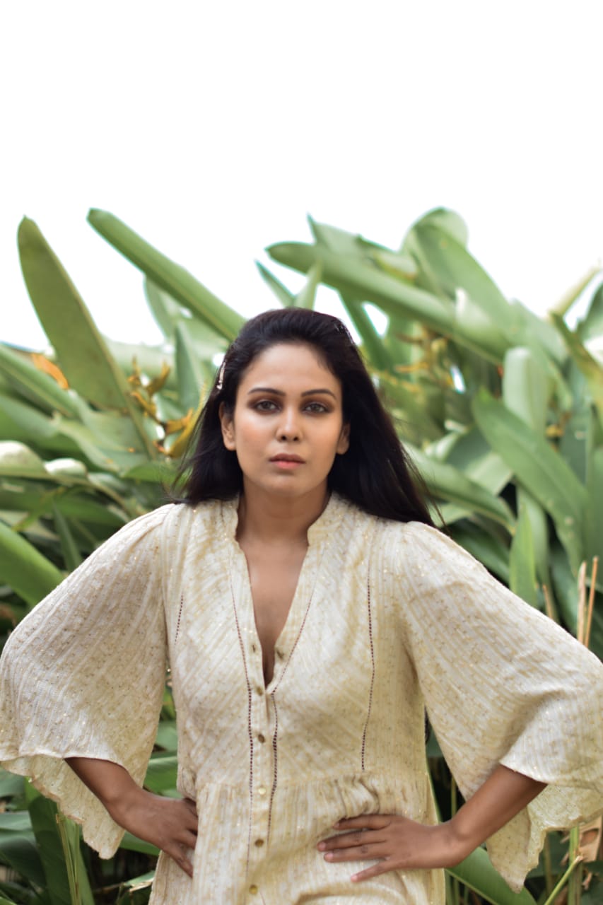 Chandini Tamilarasan Sizzling Images.