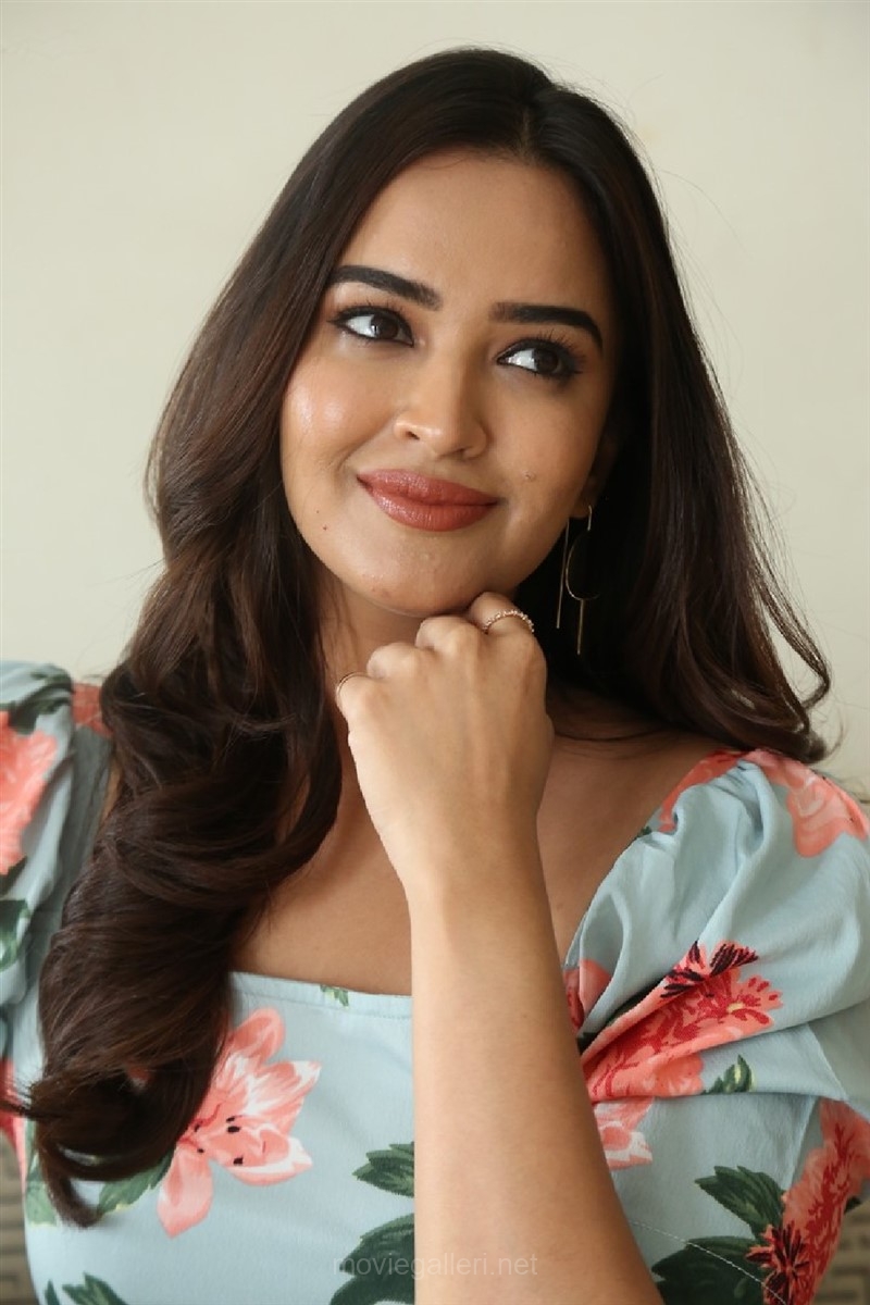 Pujita Ponnada Dazzling Stills.